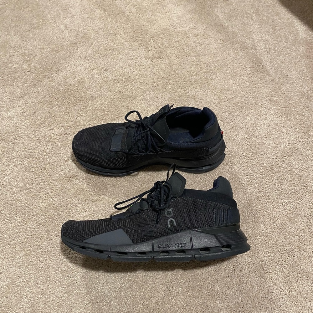 All Blk - On Clouds - Cloud Nova